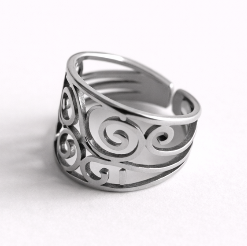 Bague Sculpturale à Volutes en Acier