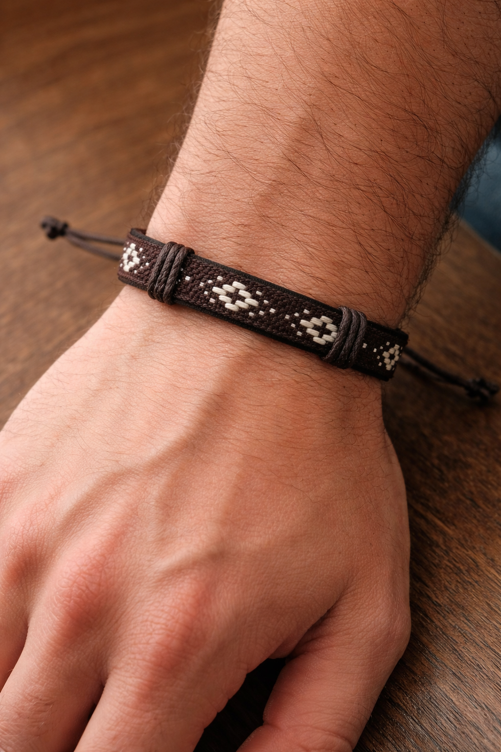 Bracelet à Motifs Tissés Ivoire